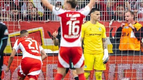 Stuttgart siegt am Millerntor: Bremen kassiert in Berlin noch den Ausgleich und muss um Europa zittern