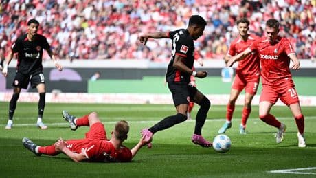 Nach Frankfurt-Spiel - Freiburg-Star bricht erneut in Tränen aus