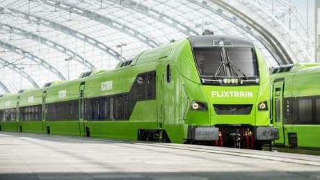 Giftgrüne Kampfansage: Unternehmen Zukunft – wie Flixtrain mit neuen Zügen die DB angreifen will