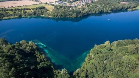 Obwohl Feuerwehrtaucher vor Ort waren - Taucher stirbt in diesem See