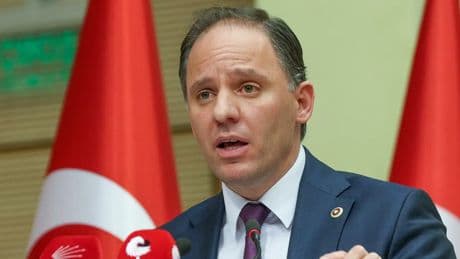 CHP'li Deniz Yavuzyılmaz, AKP İstanbul İl Başkanlığı'na tahsis edilen 59 aracın bilgilerini açıkladı: İçişleri Bakanı Ali Yerlikaya’ya seslendi!