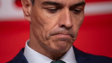 Sánchez mantiene el poder en la Ejecutiva del PSOE de la mano derecha de Cerdán que se coordinaba con la cloaca