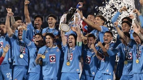 Cruz Azul, campeón de la Concachampions con una manita