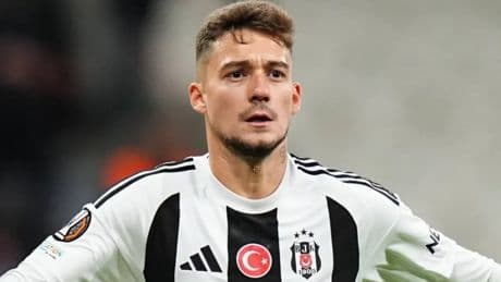 Trabzonspor'un yeni transferi Muçi, Trabzon'a geldi: Arnavut futbolcudan ilk açıklama