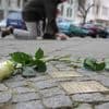 Holocaust-Gedenken: Bürger sollen Stolpersteine im Berliner Westen häufiger putzen
