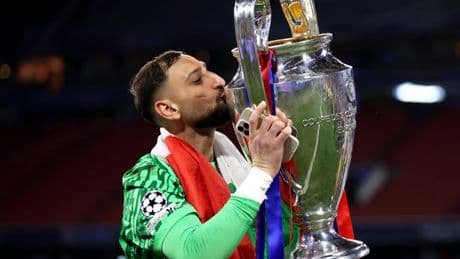 Man Utd 'monitoring' Gianluigi Donnarumma situation as PSG contract talks stall