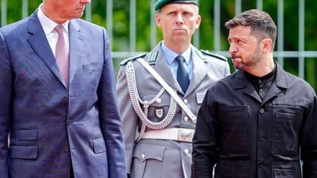 Treffen in Berlin: Bundesregierung sagt Ukraine Militärhilfe von fünf Milliarden Euro zu