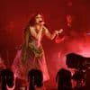 Rock en Seine 2025 : la pop star Chappell Roan offre un spectacle flamboyant et poétique au premier soir du festival