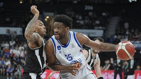 Türkiye Sigorta Basketbol Süper Ligi: Anadolu Efes, Beşiktaş'ı devirdi!