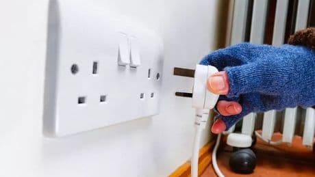Forget smart meters and use £10 home hack that helps you save on energy bills