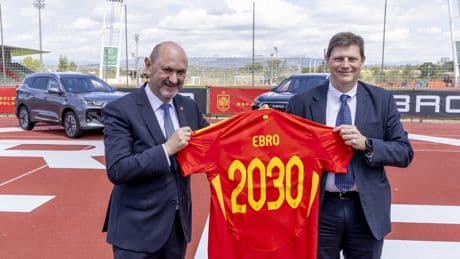 Ebro estrena su primer gran patrocinio con la selección española de fútbol