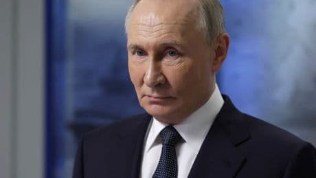 Guerre en Ukraine: Vladimir Poutine se dit prêt à négocier "sans aucune condition préalable"