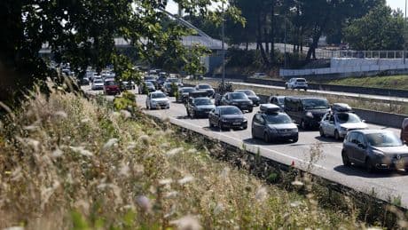 Autofahrer aufgepasst: Das sind die beliebtesten Betrüger-Maschen im Urlaub