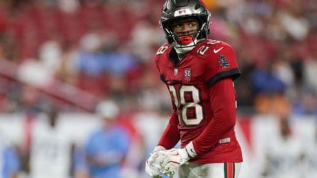 Shilo Sanders reveals why dad Deion didn’t want his jersey after stellar Bucs debut
