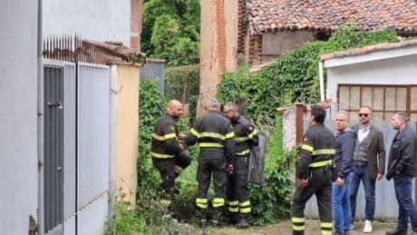 Il dna, lo scontrino, gli amici, l'attizzatoio: tutte le domande su Garlasco