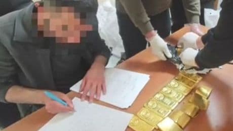 Havalimanında 66 kilo altın! 107 bin dolar ve 133 bin avro ele geçirildi!