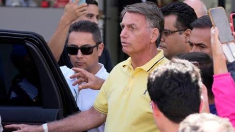 Au Brésil, les dissensions au sein du clan Bolsonaro exposées par la police : « Espèce d’ingrat de merde »