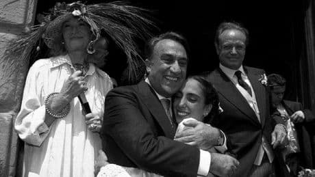 Emilio Fede, la famiglia: le figlie Sveva e Simona, la moglie Diana de Feo (morta nel 2021) e il suocero dirigente Rai