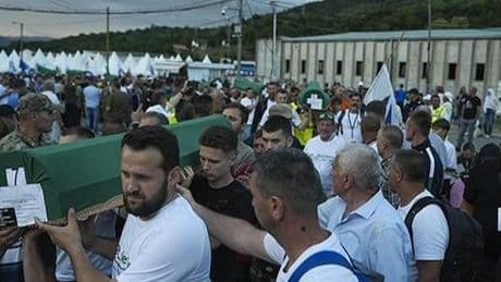 Srebrenitsa Soykırımı'nın 30. yıl dönümü: Bugün 7 cenaze toprağa verilecek