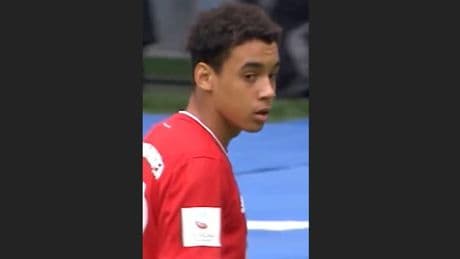 Ein Klassiker aus 2020 - Musiala mit Rekord bei Bundesliga-Debüt