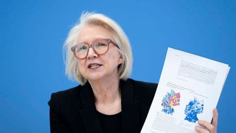 Rente und Pflege: Wirtschaftsweise will, dass Boomer sparen