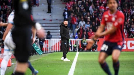 «Un but stupide»: De Zerbi agacé par l’erreur de Rulli mais pas critique «sur son fils»
