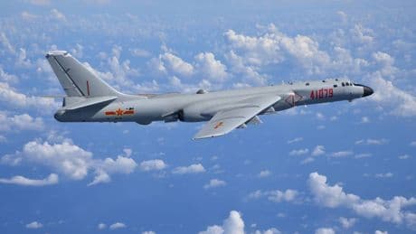 Perché la Cina ha cominciato a mandare i suoi bombardieri vicino agli USA