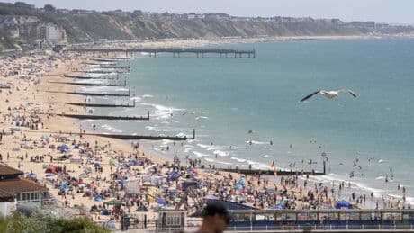 Thunderstorms to hit UK ahead of 31°C weekend heatwave