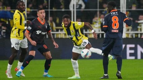 Başakşehir Fenerbahçe maçı yarın saat kaçta, hangi kanalda? Başakşehir FB muhtemel 11'leri!