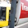 Staatsschutz ermittelt: Unbekannter zeigt Hitlergruß in Berliner Straßenbahn
