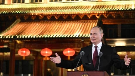 Putin desafía a Zelenski a mantener un encuentro en Moscú