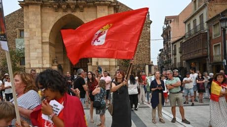 Los incendios reavivan el Lexit