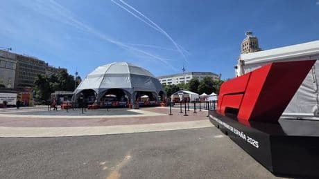 El conseller Sàmper asegura que la negociación para que el Circuit renueve con la F1 avanza "muy bien"