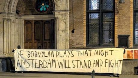 Punkduo Bob Vylan treedt toch op in Amsterdam en Tilburg