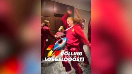 Ekstase im Hotelflur - So wild feierten unsere DFB-Damen ihren Sieg!