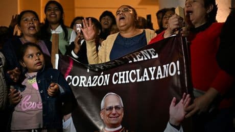Pérou: dans la ferveur populaire, Chiclayo revendique son pape péruvien
