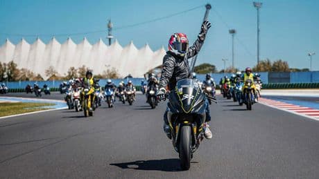 Misano, la festa Suzuki: tutto intorno ai motori. La casa giapponese protagonista schiera il meglio della produzione