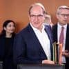 „Innenministerium riskiert innere Sicherheit“: Grüne und Linke kritisieren Dobrindts Migrationspolitik