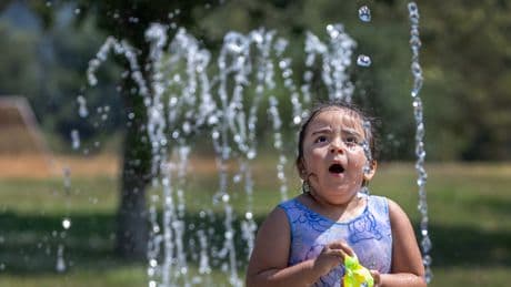 A “mosh pit of molecules” is trapping heat over much of the US right now