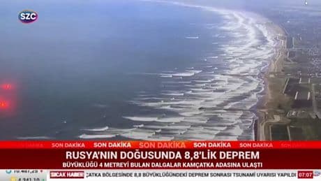Rusya'daki 8.8'lik depremden sonra 4 metre yüksekliğinde tsunami dalgaları