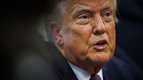 US-Podcaster: Nach Kirk-Mord: Trump-Team fordert Auflösung linksradikaler Gruppen