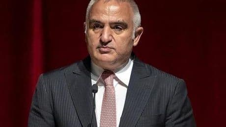 Bakan Ersoy, Spotify Türkiye ofisinin 2026'da İstanbul'da açılacağını bildirdi