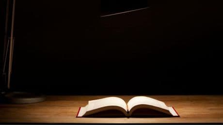 ¿Te gusta la novela negra? Descubre 5 thrillers adictivos de principio a fin