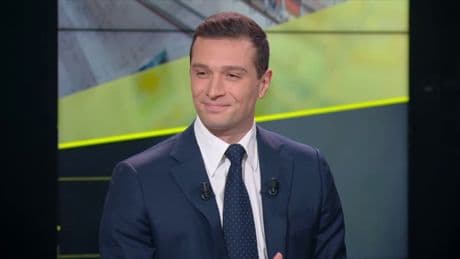 EDITO. "On pensait que vous étiez socialistes!": Jordan Bardella joue la carte pro-business devant les patrons mais reste ambigu