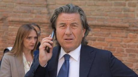 Garlasco, l'avvocato di Stasi non ha dubbi: "Sulla scena c'erano due persone"