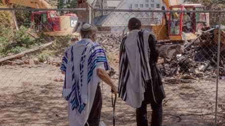After Synagogue Fire in Rutherford, Congregants Gather for Shabbat Services
