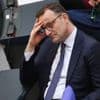 „Jetzt will ich rechtlich verbindlich das Zeug“: Neue Enthüllungen zu Maskendeals bringen Spahn in Bedrängnis