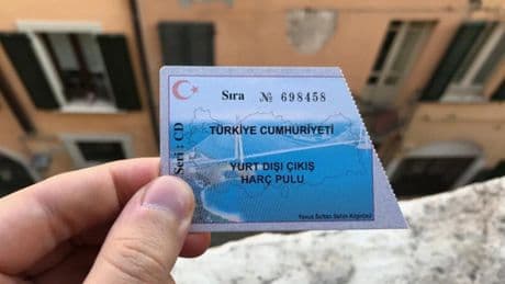 Yurt dışına çıkış harcı bin liraya yükseltildi