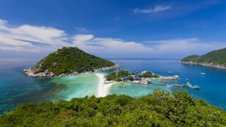 La paradisíaca isla de Tailandia considerada uno de los mejores lugares para hacer buceo
