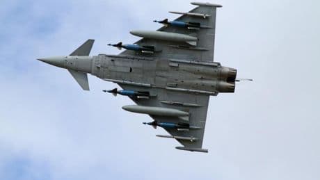 Gran Bretaña interceptó varios aviones rusos sobrevolando el mar Báltico cerca del espacio aéreo de la OTAN